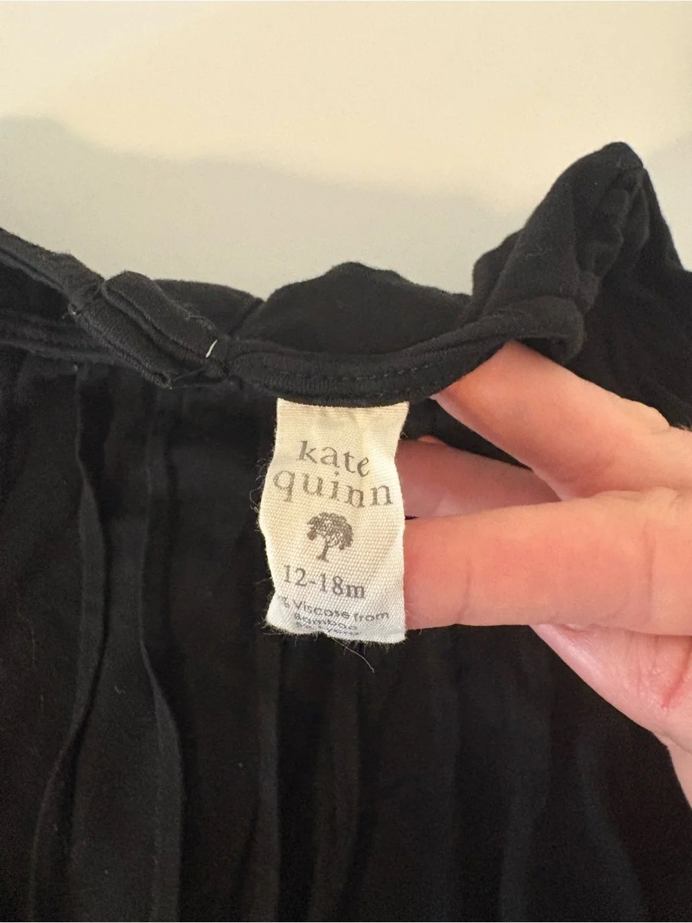 kate quinn Black Long-Sleeve Baby Bodysuit Ruffle Sleeves 12-18months